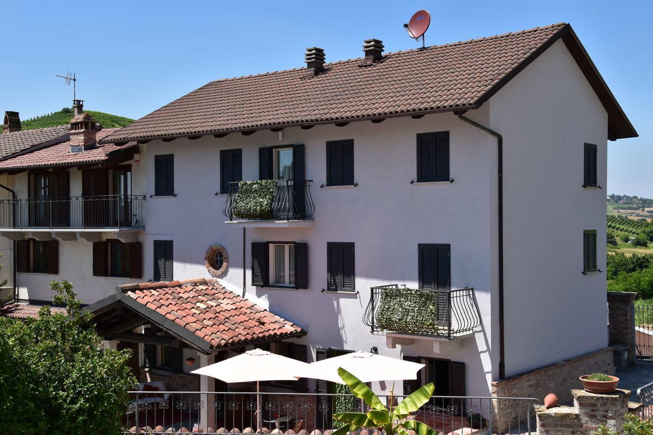 B&B La Dolce Vita Priocca Exterior photo