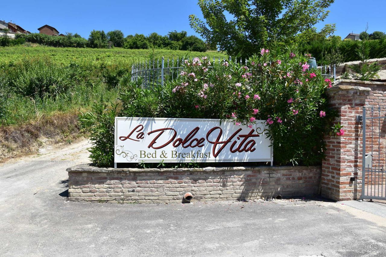 B&B La Dolce Vita Priocca Exterior photo